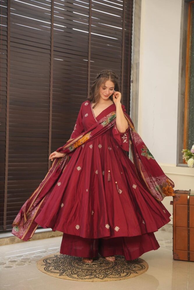 Beautiful Muslin Fabric Anarkali Suit Set